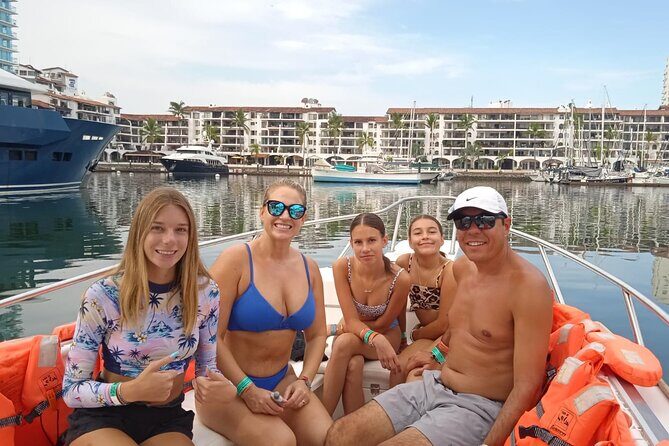 Puerto Vallarta Private snorkeling trip at Los Arcos & Majahuitas - A private 3½-hour boat day from Marina Vallarta