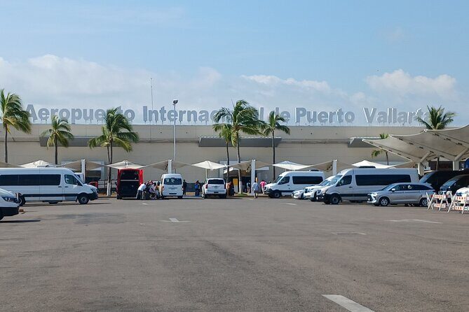 PVR VIP Round trip transfers Airport - Downtown - Airport - Round Trip Flow: Outbound and Return in One Consistent System