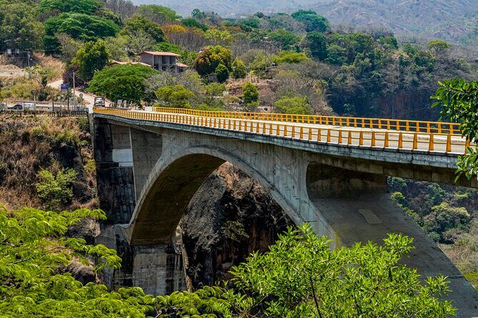 San Sebastian Del Oeste: Private Day Trip from Puerto Vallarta - San Sebastián church, silver craft, and the Doña Conchita house museum