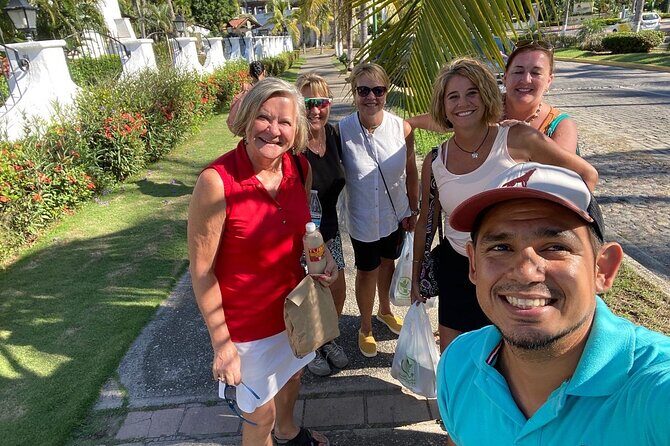 Sayulita Magical Town Tour: Local food, and chocolate. - Artisan Chocolate Tasting: A Sampler You Can Actually Use