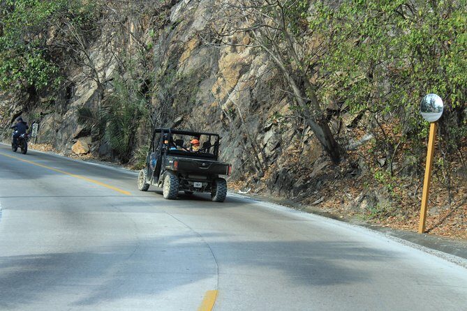 Side by side/rzr in the mountain, waterfull and tequila tasting - Las Pilitas waterfall: the stop that turns a ride into a memory