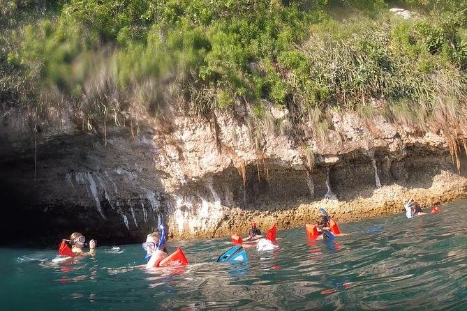 Small Group Snorkeling in Los Arcos, Puerto Vallarta - Gear, briefing, and how the coaching actually helps