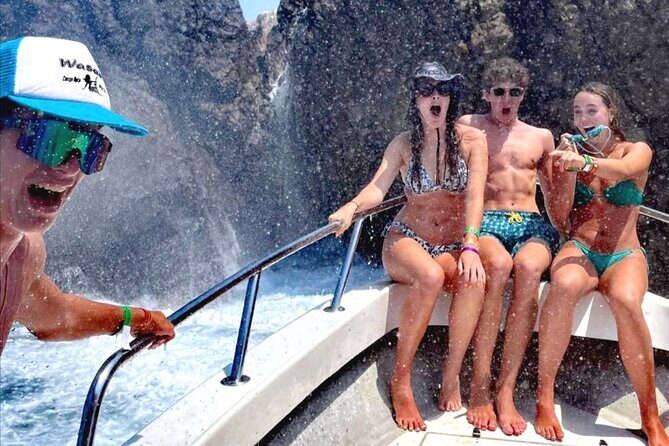 small groups SAFARI to Marietas Islands including Hidden Beach - Safari to Islas Marietas with Hidden Beach: the small-group advantage