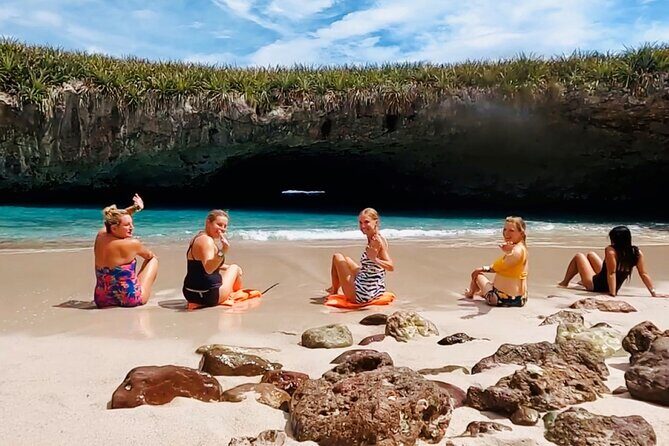 small groups SAFARI to Marietas Islands including Hidden Beach - The 9:00 am start and how the day really flows