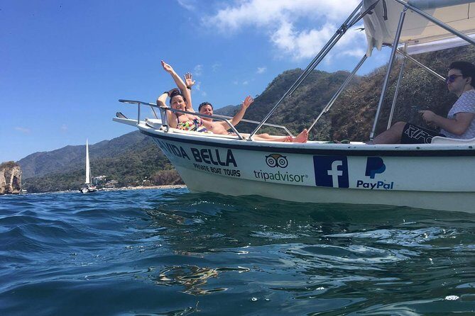 South Shore Private Sightseeing Cruise in Puerto Vallarta - Why a 26-foot private yacht works on Puerto Vallarta’s South Shore