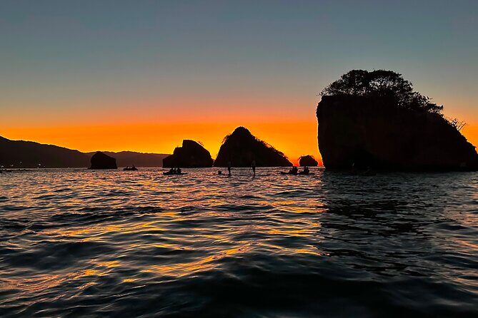 Sunset and Bioluminescence Boat Tour at Los Arcos Islands - Los Arcos at sunset: the timing game that actually matters