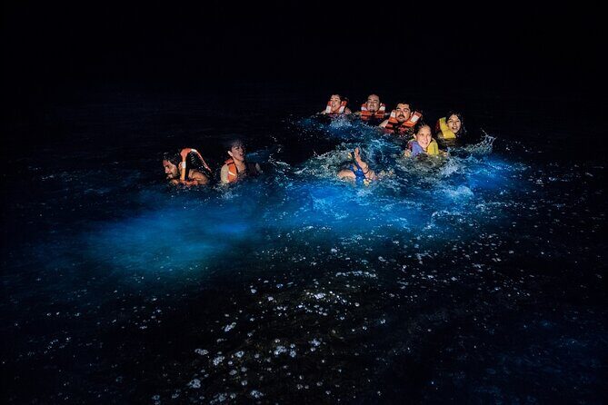 Sunset Boat Tour & Bioluminescence Adventure at Los Arcos Islands - Weather, timing, and expectations for the bioluminescence portion