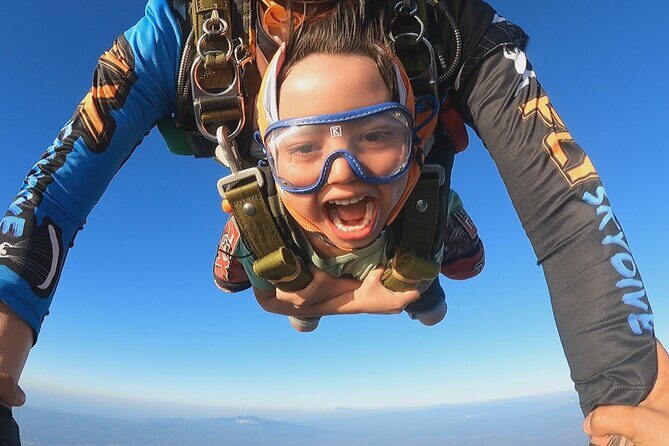 Tandem Skydive in Puerto Vallarta With Beach Landing - Price and What $390.27 Really Buys You