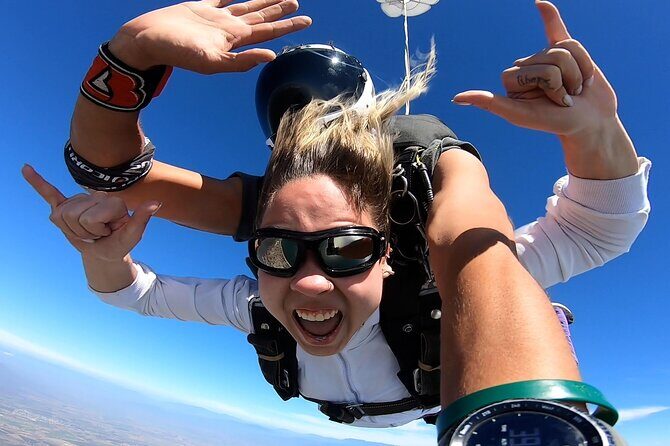 Tandem Skydive in Puerto Vallarta With Beach Landing - Parachute Time: 7–8 Minutes to Catch Your Breath