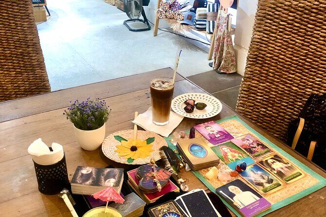 Tarot Reading with Coffee & Chocolate or Smoothie - The topics that come up: love, career, and big choices