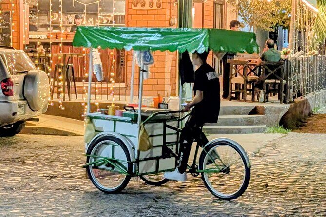 Versalles After Dark Food Tour with Vallarta Eats - Price and value: small-group tasting without the guesswork